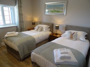 Bedroom- click for photo gallery